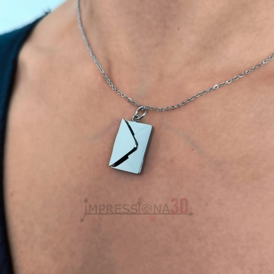 Colar&#x20;com&#x20;pendente&#x20;Envelope