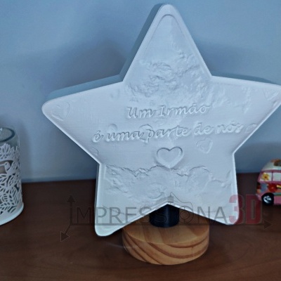 Candeeiro&#x20;Estrela&#x20;Bal&#x00E3;o&#x20;&#x28;ilumina&#x00E7;&#x00E3;o&#x20;220V&#x29;