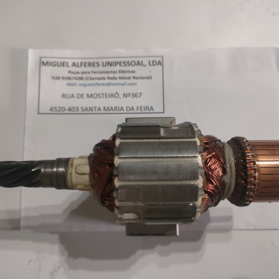 Rotor de motor elétrico com espiras de cobre, núcleo de ferro e comutador em papel com informações da Miguel Alferes Unipessoal Lda