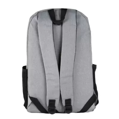 Mochila cinzenta com alças acolchoadas e detalhes pretos vista de trás