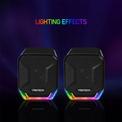 Colunas de som FANTECH com iluminação RGB e texto LIGHTING EFFECTS