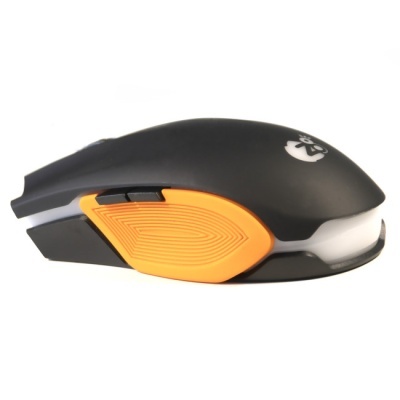 Rato de computador preto e laranja com design ergonómico.