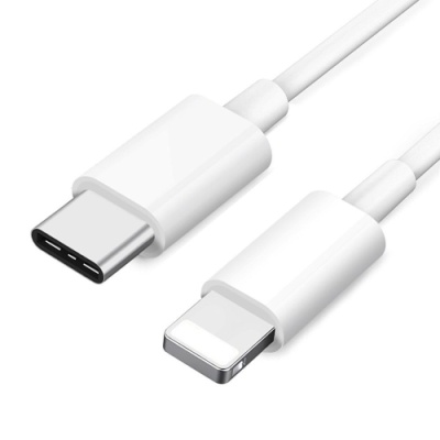 Cabo branco com USB-C e Lightning
