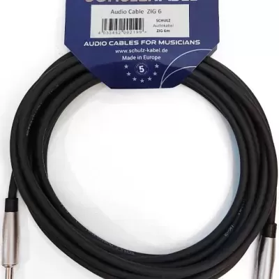 Cabo de áudio SchulzKabel ZIG 6 com 6 metros e embalagem azul.