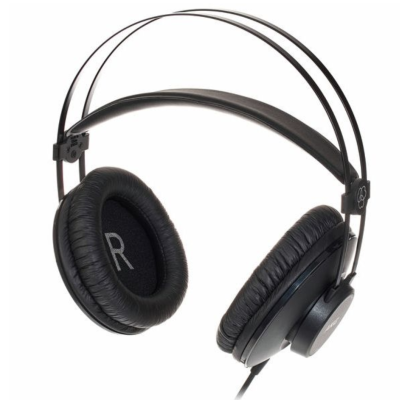 Auscultadores pretos com almofadas acolchoadas e faixa dupla