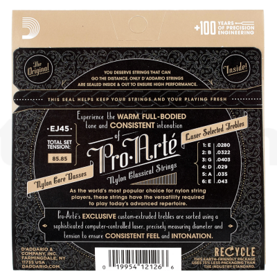Embalagem de cordas para guitarra clássica Pro-Arté da DAddario em preto e bege com texto detalhado.