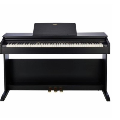 Piano digital preto Casio com 88 teclas e suporte integrado