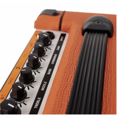 Amplificador laranja com botões de controle e alça preta