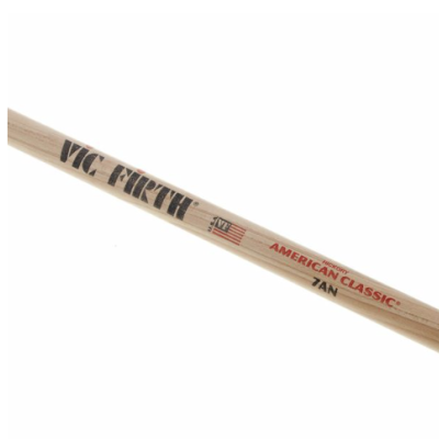 Baqueta de madeira com impressão VIC FIRTH e AMERICAN CLASSIC 7AN