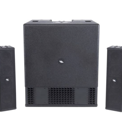 Sistema de som com subwoofer e duas colunas satélite pretas