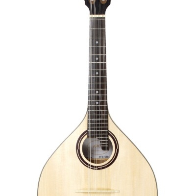 Bandolim com madeira clara e escura, oito pares de cordas, etiqueta redonda com texto