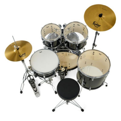 bateria musical preta com tambores e pratos dourados