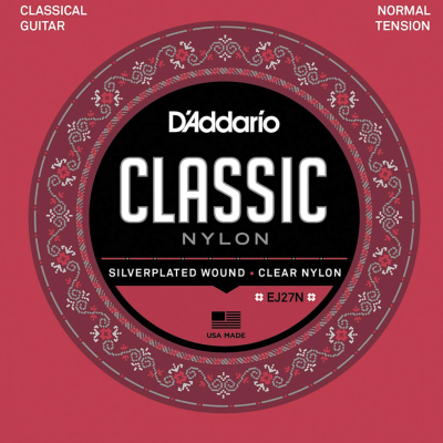Embalagem de cordas para guitarra clássica D'Addario Classic Nylon em vermelho e preto