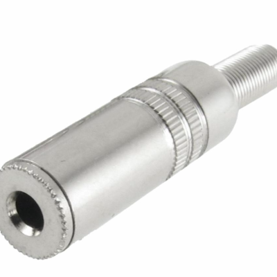 Conector metálico cilíndrico prateado com rosca e texturas estriadas