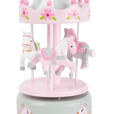 Carrossel de madeira decorativo cor-de-rosa e cinzento com cavalos e flores