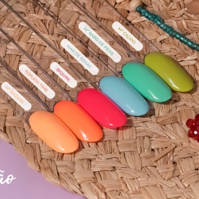 Verão na ponta dos dedos!