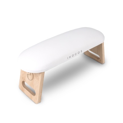 apoio para mãos branco com pernas de madeira clara