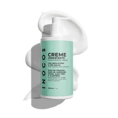 Frasco branco de creme hidratante com rótulo verde e doseador, textura de creme branco ao fundo