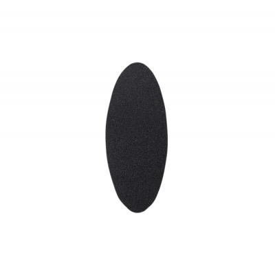 Espuma preta oval sobre fundo branco