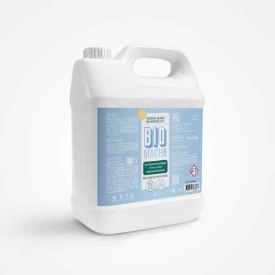 Recipiente plástico branco com alça e rótulo azul claro de detergente BIO MACHINE
