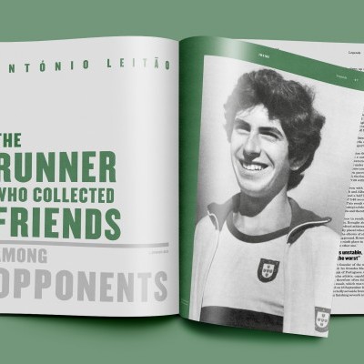 Revista aberta com título em inglês e fotografia a preto e branco de um jovem atleta