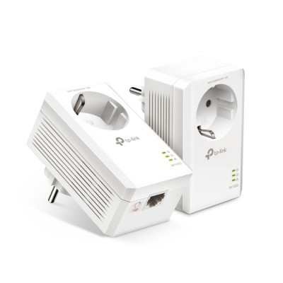 Dois adaptadores de rede eléctricos TP-Link brancos com tomadas e indicadores LED