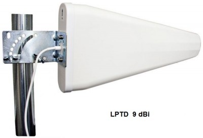Antena direcional branca com suporte metálico e texto LPTD 9 dBI no fundo