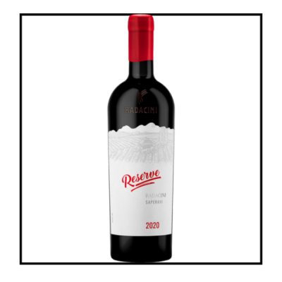 Garrafa de vinho tinto Badacini Reserve Safrani 2020 com rótulo branco e tampa vermelha