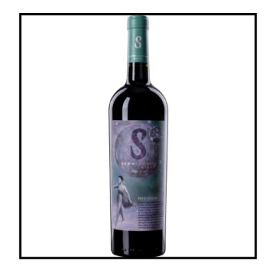 Garrafa de vinho tinto com rótulo roxo e verde e selo azul no gargalo