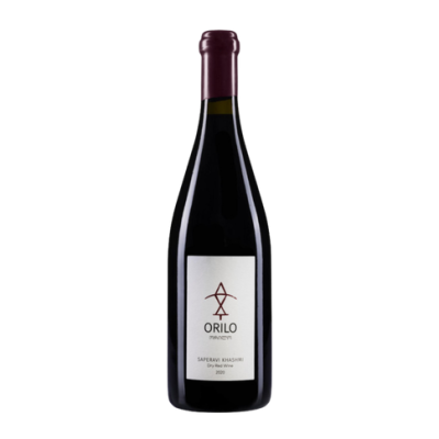 Garrafa de vinho tinto com rótulo branco e tampa roxa