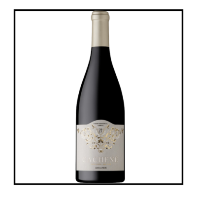 Garrafa de vinho Cachene com rótulo branco e detalhes dourados