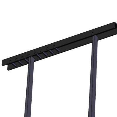 Estrutura metálica preta com barra horizontal e orifícios
