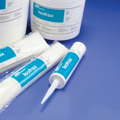 Embalagens do produto Isofrax sobre fundo azul