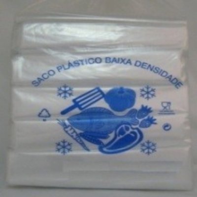 Saco plástico transparente com texto e imagens azuis de alimentos e símbolos