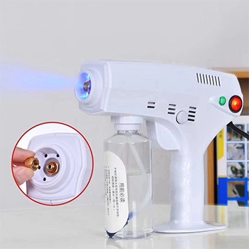 Pulverizador elétrico branco com luz azul e frasco de líquido