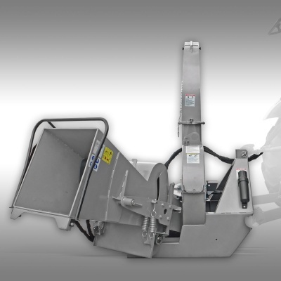 Máquina industrial metálica cinzenta com várias partes e rótulos