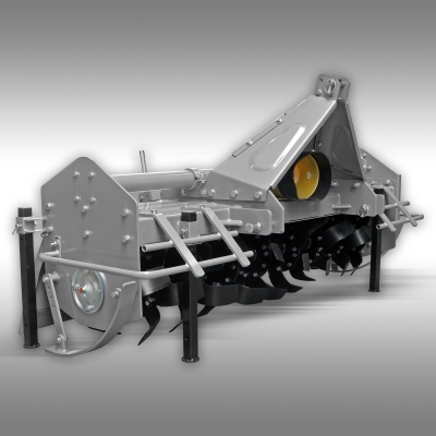 Máquina agrícola rotativa metálica cinzenta com lâminas curvas pretas e peças amarelas