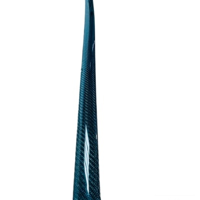 Alargador lateral direito em fibra de carbono com padrão trançado e acabamento brilhante