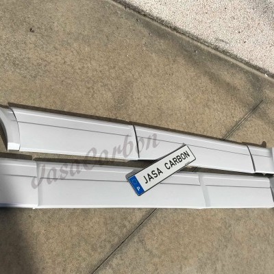 Componentes de carroçaria brancos para automóvel com placa JASA CARBON