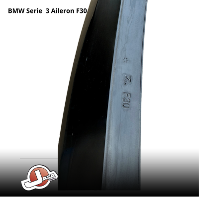 Aileron preto para BMW Série 3 F30 com texto embossado F30