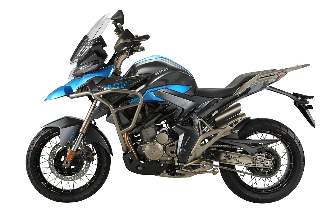 Zontes 350 TX Motociclo Suzuki V-Strom 1000 azul e preto em fundo branco