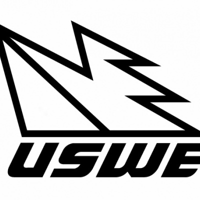 Logótipo preto USWE sobre fundo branco