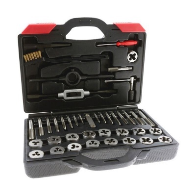 Estojo preto de ferramentas para roscas metálicas com cabo vermelho