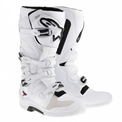 Botas de motocross brancas com fechos de fivela