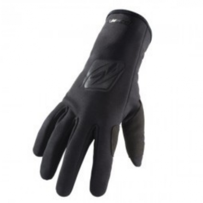 Luva preta tecido com logótipo em relevo no dorso