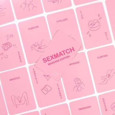 Cartas cor-de-rosa do jogo SEXMATCH MASSAGE EDITION com ilustrações minimalistas em linha e palavras em inglês