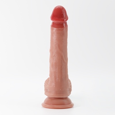 Dildo realista de silicone rosa com base ventosa sobre fundo branco