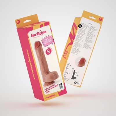 Embalagem do dildo realista Intrikus com 22 cm em cor pele e texto visível em português e inglês
