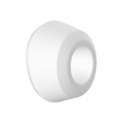 Rolo de skate branco isolado sobre fundo branco