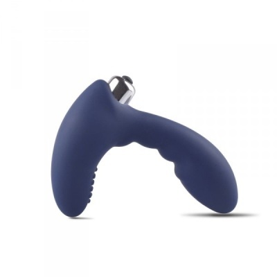 Dispositivo azul em silicone com forma curva e textura ondulada, com pequeno vibrador prateado incorporado